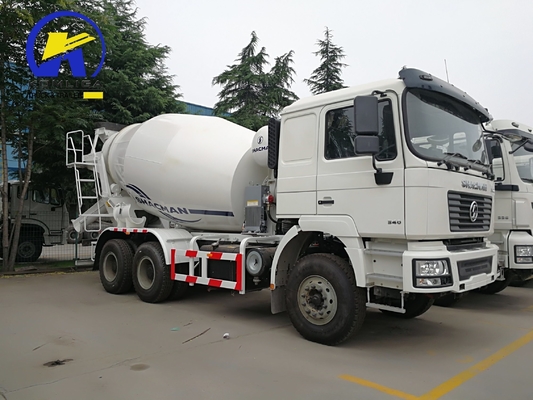 Manual Transmission Type Shacman F2000 F3000 Concrete Mixer Truck Engine Capacity ＞8L