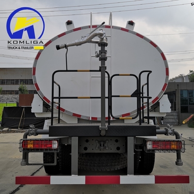 Sinotruk HOWO 4X2/6X4/8X4 Water Tanker Truck 20cbm with Cabin and Engine Capacity ＞8L