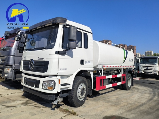 Sinotruk HOWO 4X2/6X4/8X4 Potable Water Tank Truck for Waste Water Management Vehicle