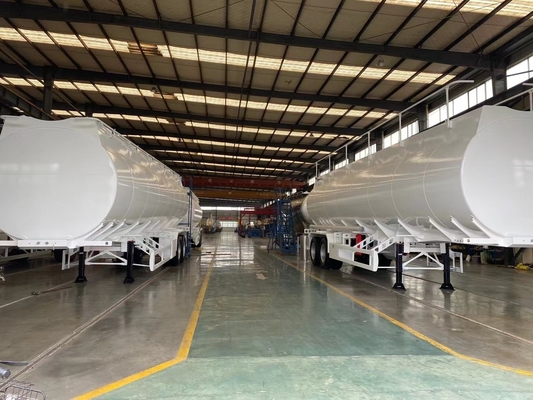 3 Axle Transporter Oil Fuel Tanker Aluminum Stainless Steel Trailers with Manhole Cover