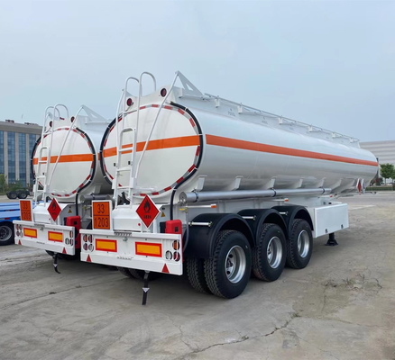 3 Axles 45000L Fuel Tanker in The Philippines with Wabco Relay Valve Brake System