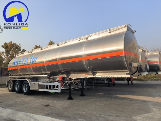 3 Axle Sinotruk 45000liters Feul Tank Semi Trailer for Light Efficiency and Performance