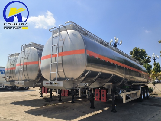 3 Axle Sinotruk 45000liters Feul Tank Semi Trailer for Light Efficiency and Performance