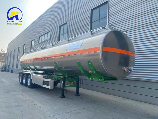 3 Axle Sinotruk 45000liters Feul Tank Semi Trailer for Light Efficiency and Performance