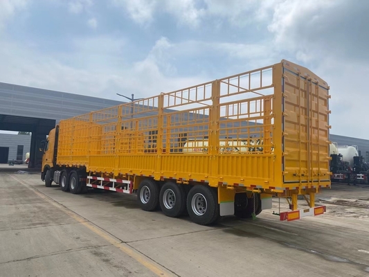 Twist Locks Equipped 60-80 Tons Stake Animal Transport Fence Semi Trailer for Transport