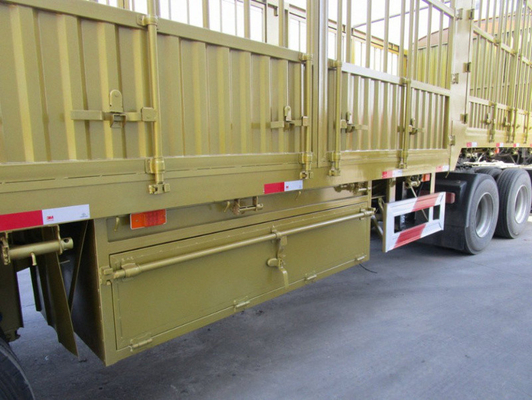 Steel 3 Axle 40-60 Tons Fence Semi Trailer with 13000x2500x3900mm Size