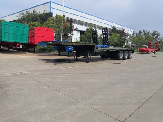 LED Light Heavy Duty Tri-Axles Lowbed Semi Trailer with Ramp Grade Efficiency