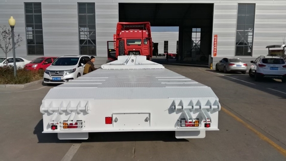 Cross Arm Type Suspension 3 Axles 4 Axles Heavy Load Lowbed Semi Trailer with Ramp