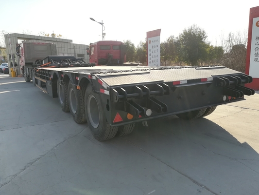 Gooseneck Heavy Duty 3axles 50tons 60tons Container Tractor Lowbed Trailer with Materials