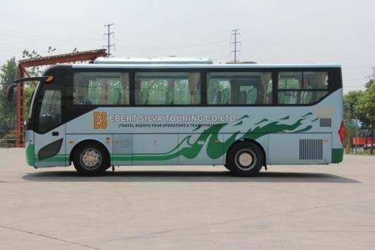 Manual Transmission 2023 40 Seats Coach Bus Rhd LHD for Africa Uganda Zimbabwe Zambia