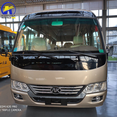 Roof-Mounted A/C 22000kcal/H and Diesel Fuel 31-50 Seats Luxury Coach Bus with Design