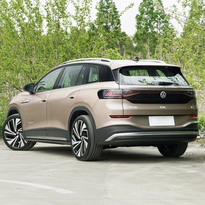 Customized Request 2023 Limited Edition Long Range Electric Car with Closed Body Type